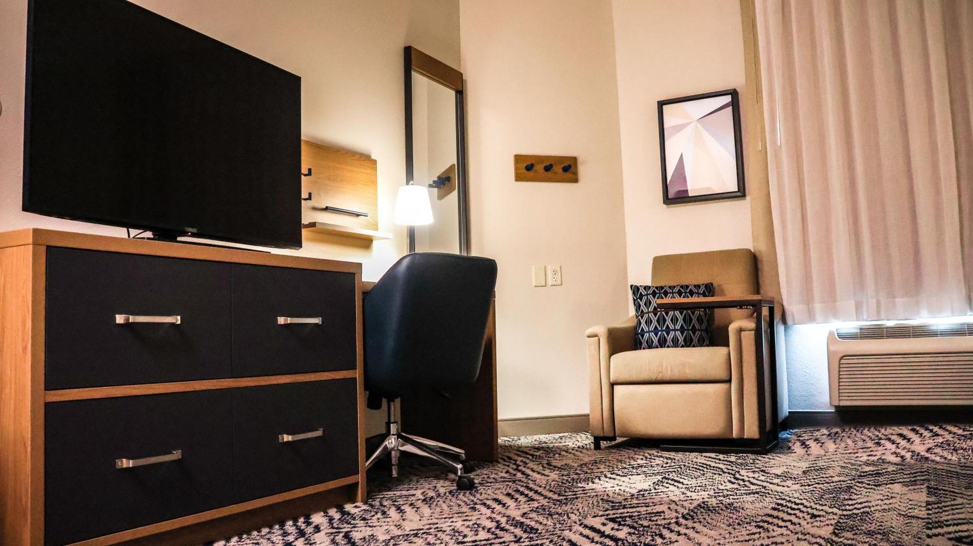 Candlewood Suites - Peoria At Grand Prairie By Ihg מראה חיצוני תמונה
